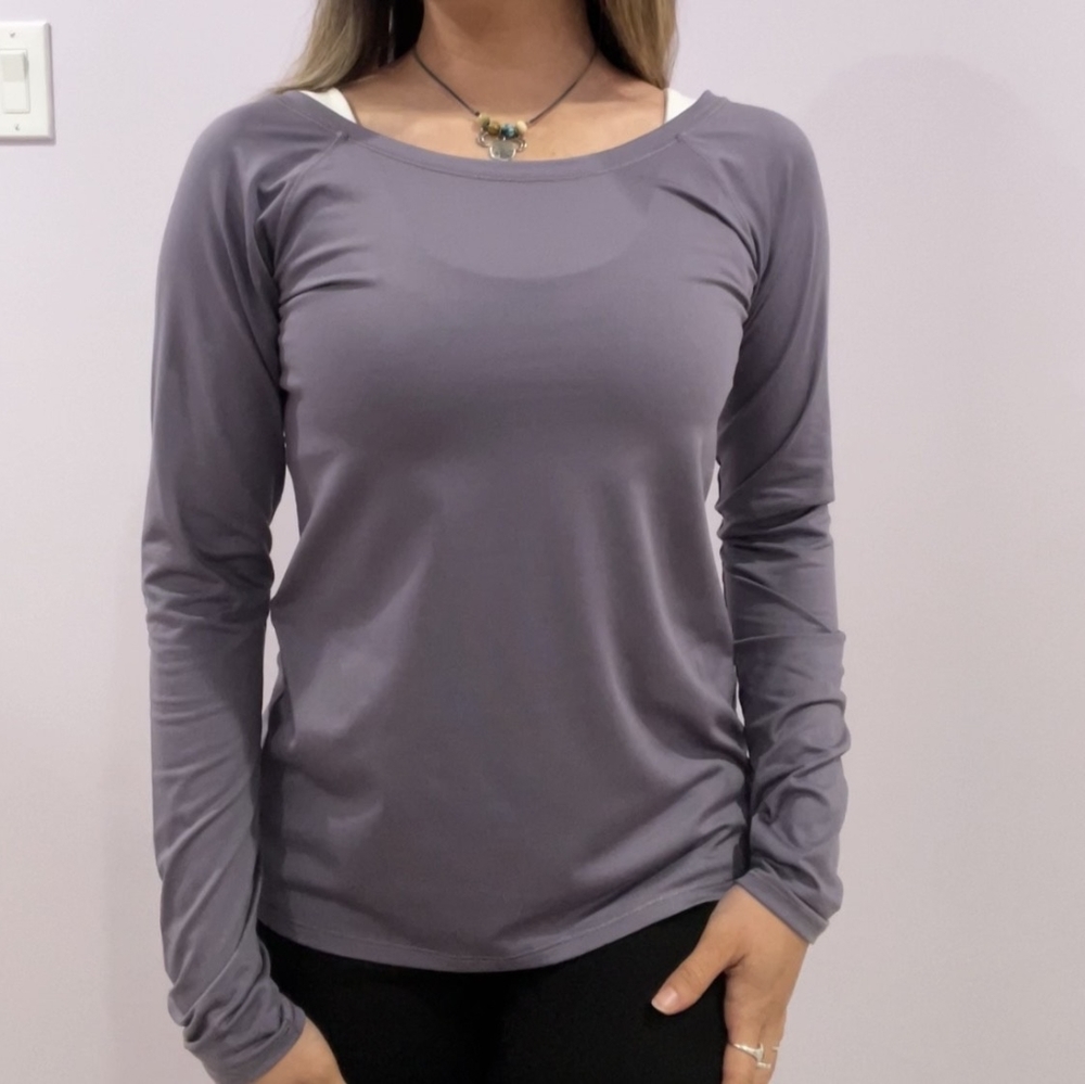 Calia Elastic Back Long Sleeve V neck back top